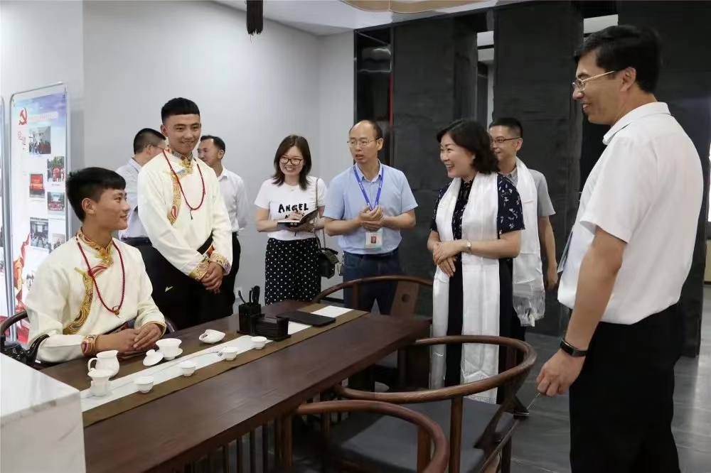 丁中平.jpg